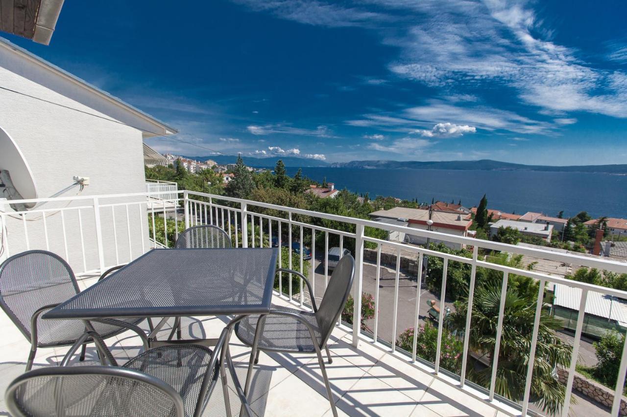 Apartments Gajdasic Crikvenica Exteriör bild